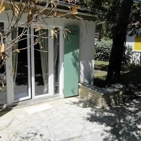 Les Bains 12 론세레뱅